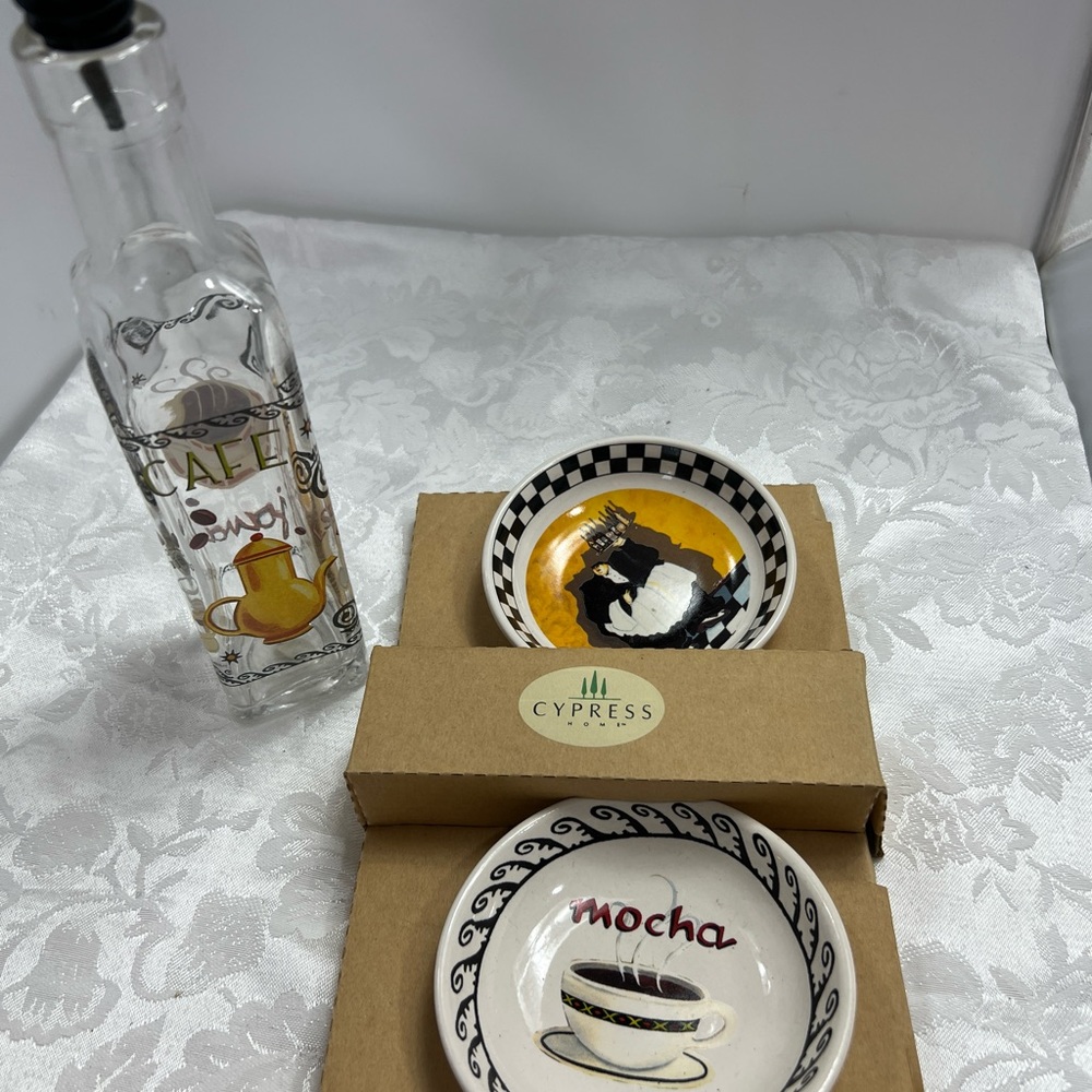 3 piece Dipping set, 2 ceramic dishes and an oil bottle NWT